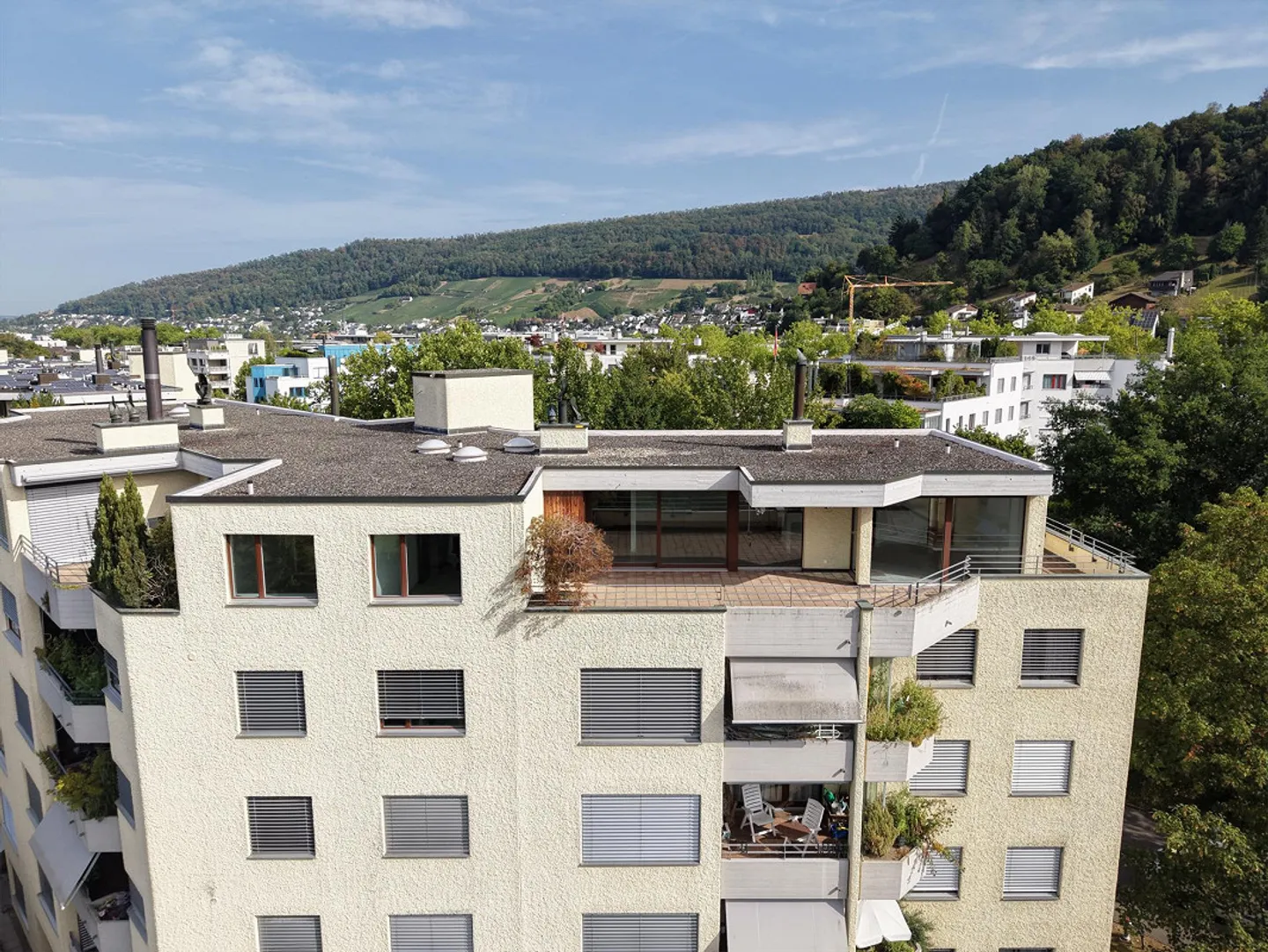 Attikawohnung mit Terrasse - Foto 9 von 10