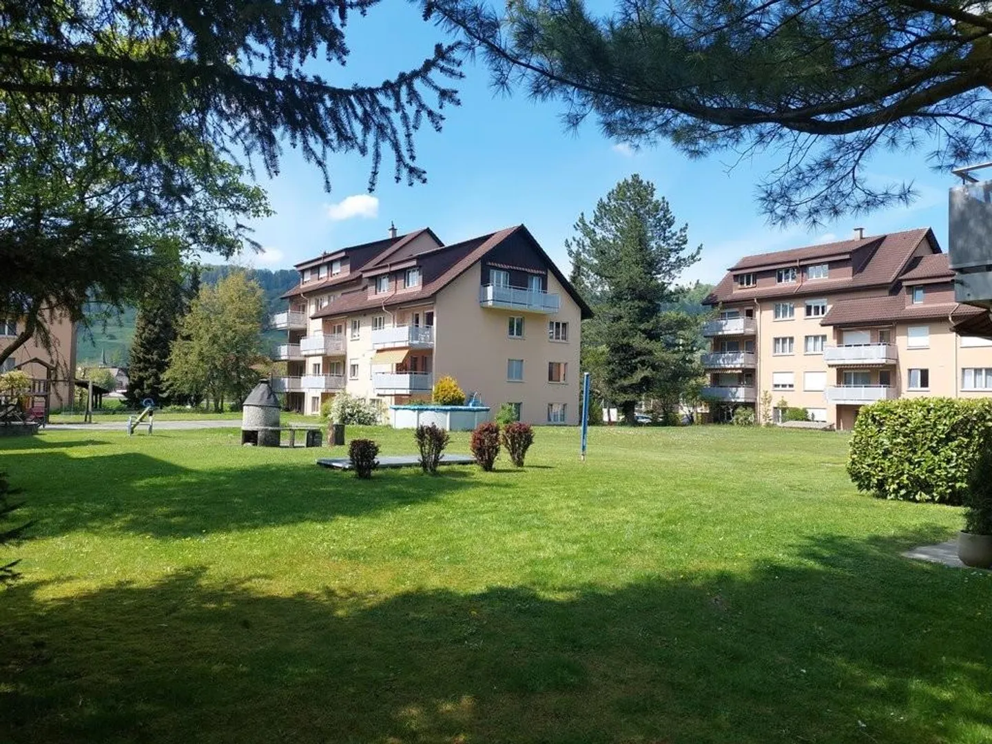 Appartamento accogliente di 3,5 stanze nel verde a Malters - Foto 1 di 8
