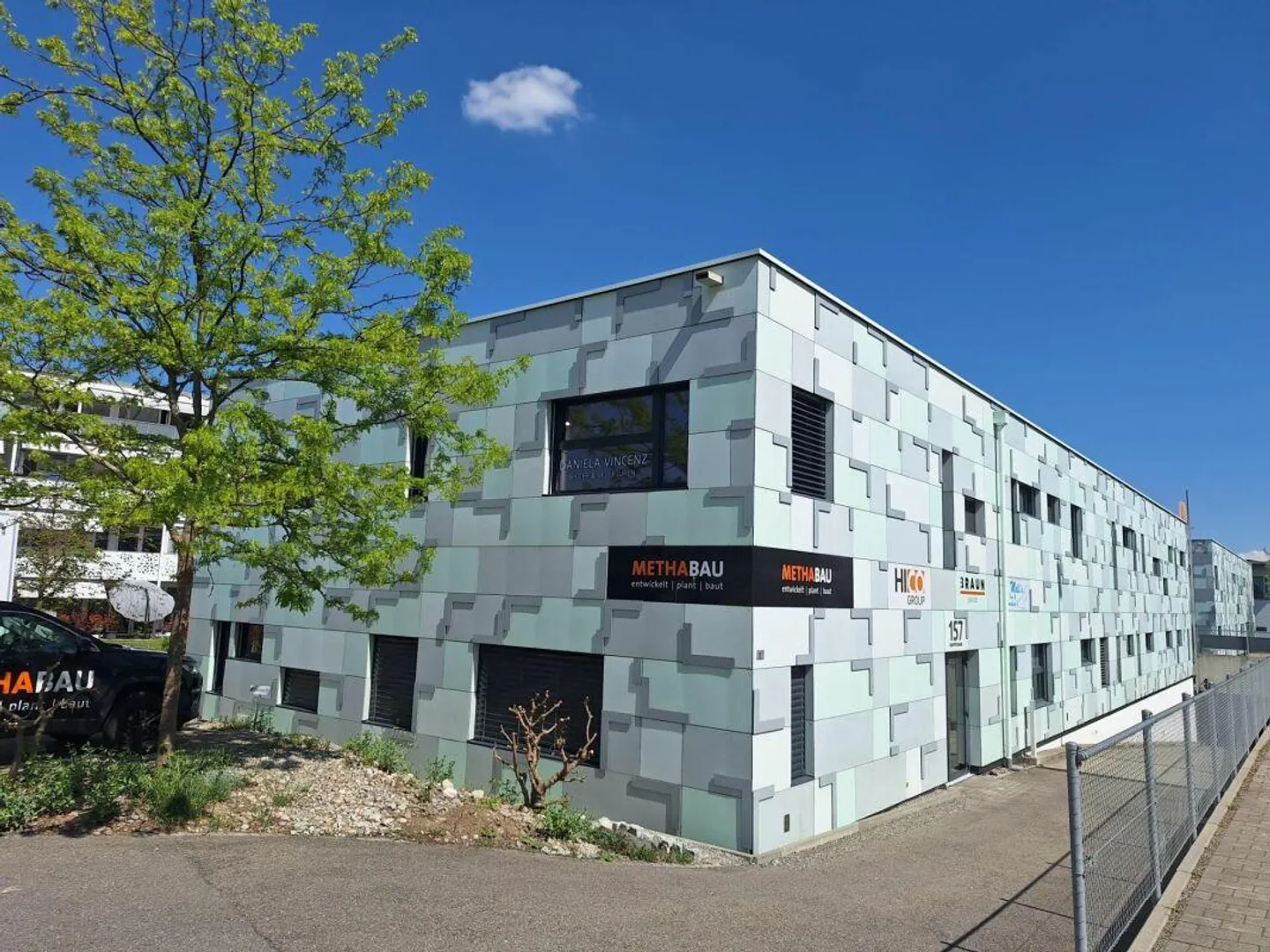 Spazio commerciale attraente in affitto di 195m2 - Foto 4 di 5