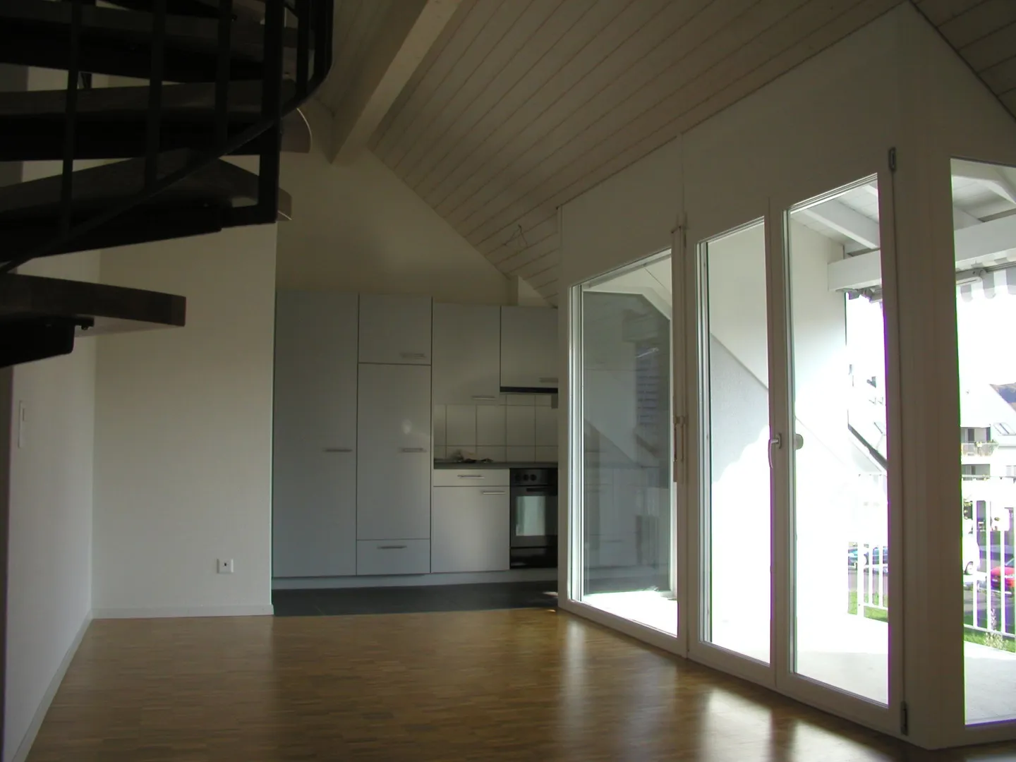 Familienfreundliche Wohnung mit Galerie - Foto 2 von 11