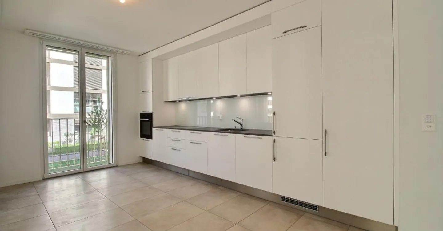 Exceptional 5.5-room apartment for rent in Marly! - Photo 3 of 13