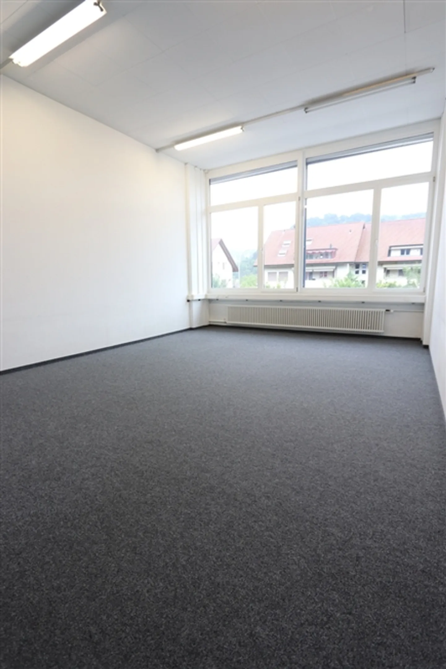 «Grosszügige Gewerbefläche in Zentrumsnähe – ab sofort verfügbar» - Foto 3 von 8