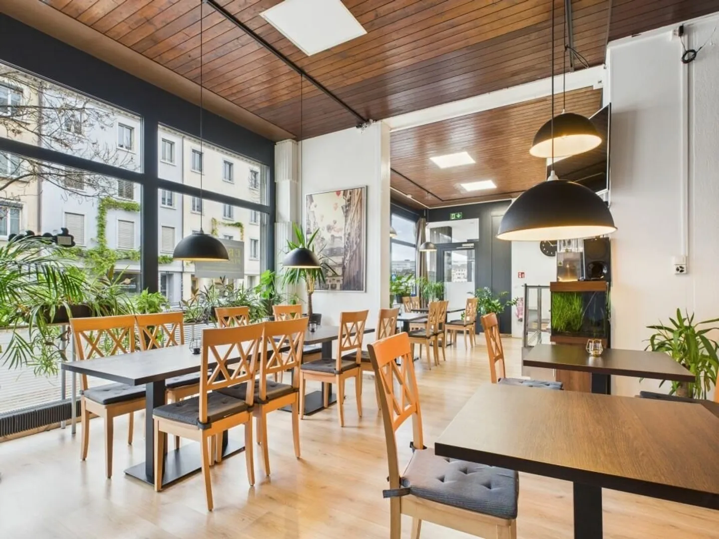 Attractive commercial property in prime location directly on the Rhine - Photo 1 of 7