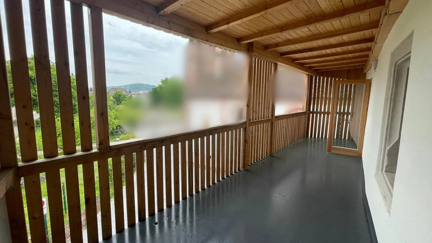 MFH rénové | 7 unités | 4 % de rendement | Centre de Bad Zurzach - Photo 7 sur 15