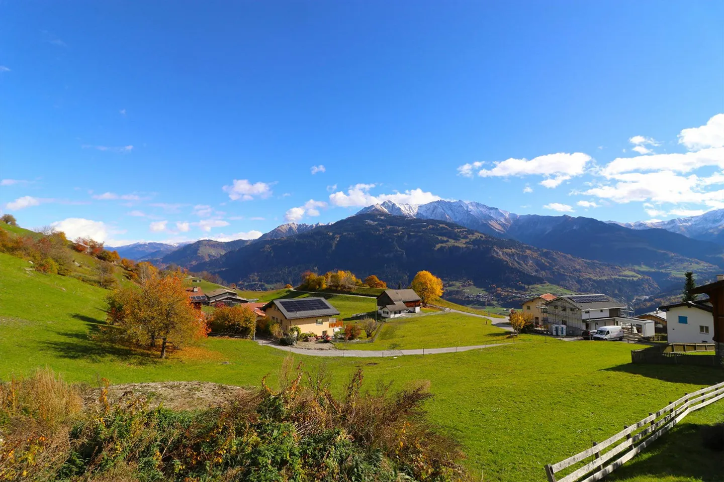 Appartamento per le vacanze con vista libera - Foto 1 di 21
