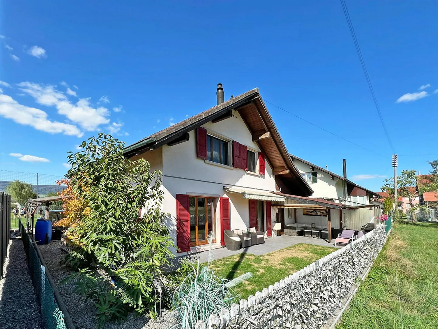 Geräumiges Familienhaus mit Garten - Foto 1 von 14