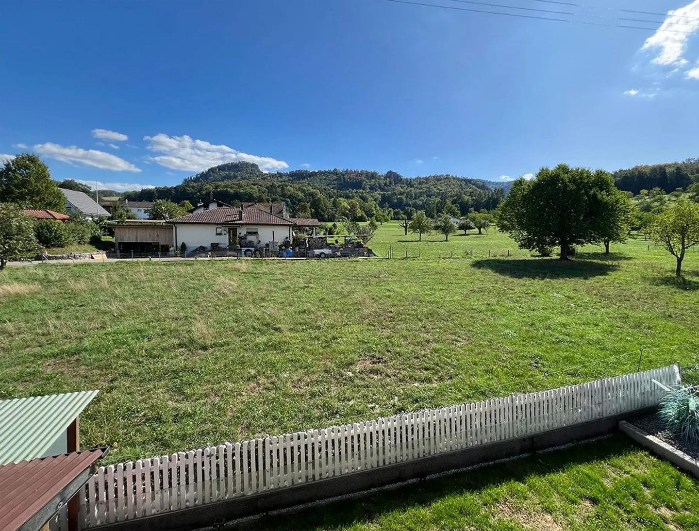 Geräumiges Familienhaus mit Garten - Foto 12 von 14