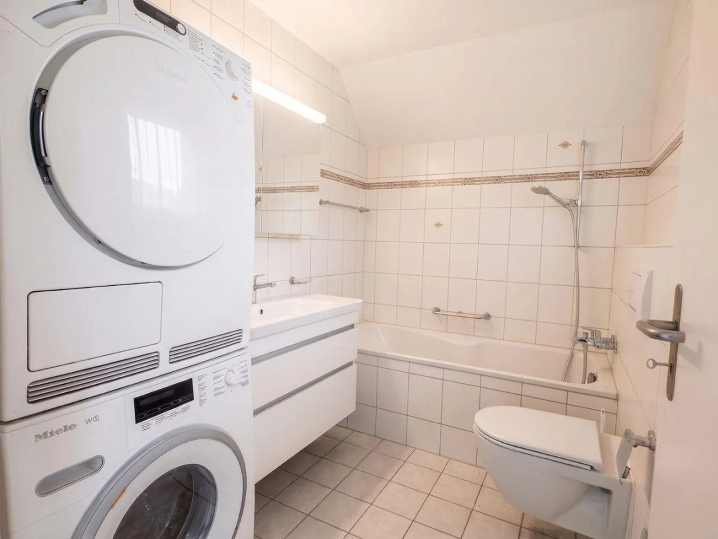 Appartement sous les toits spacieux à Frenkendorf - Photo 11 sur 12
