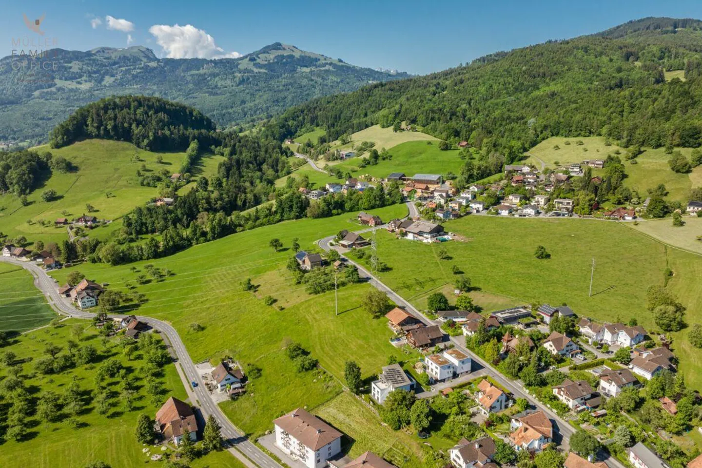 Maison individuelle exclusive de 6 1/2 pièces avec équipements de haute qualité - Photo 6 sur 13