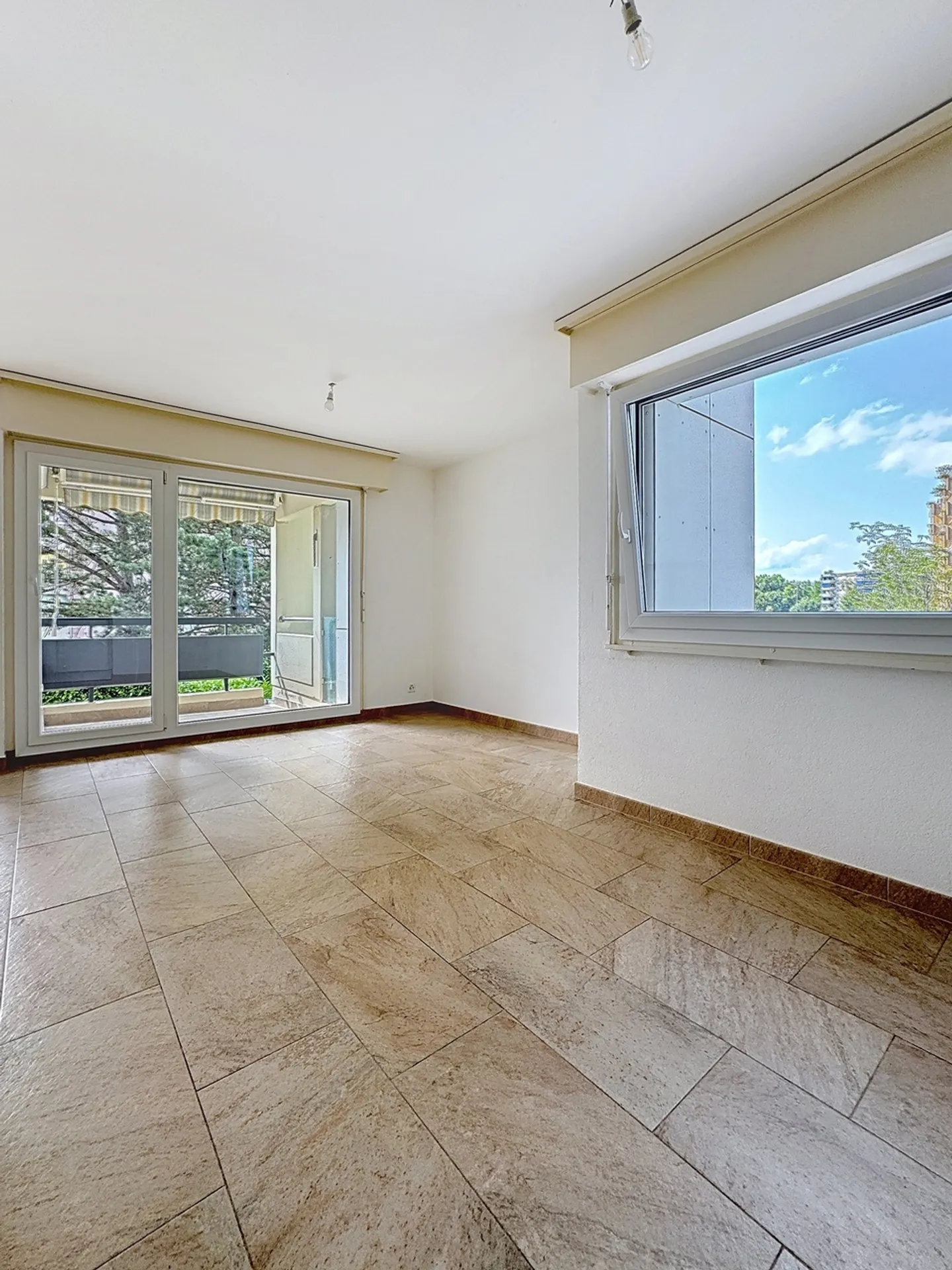 Appartement à vendre - Photo 4 sur 13