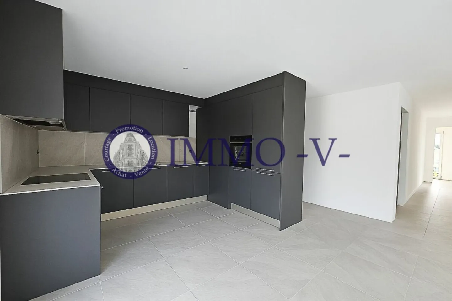 Appartamento moderno di nuova costruzione - Pronto per essere abitato! - Foto 1 di 7