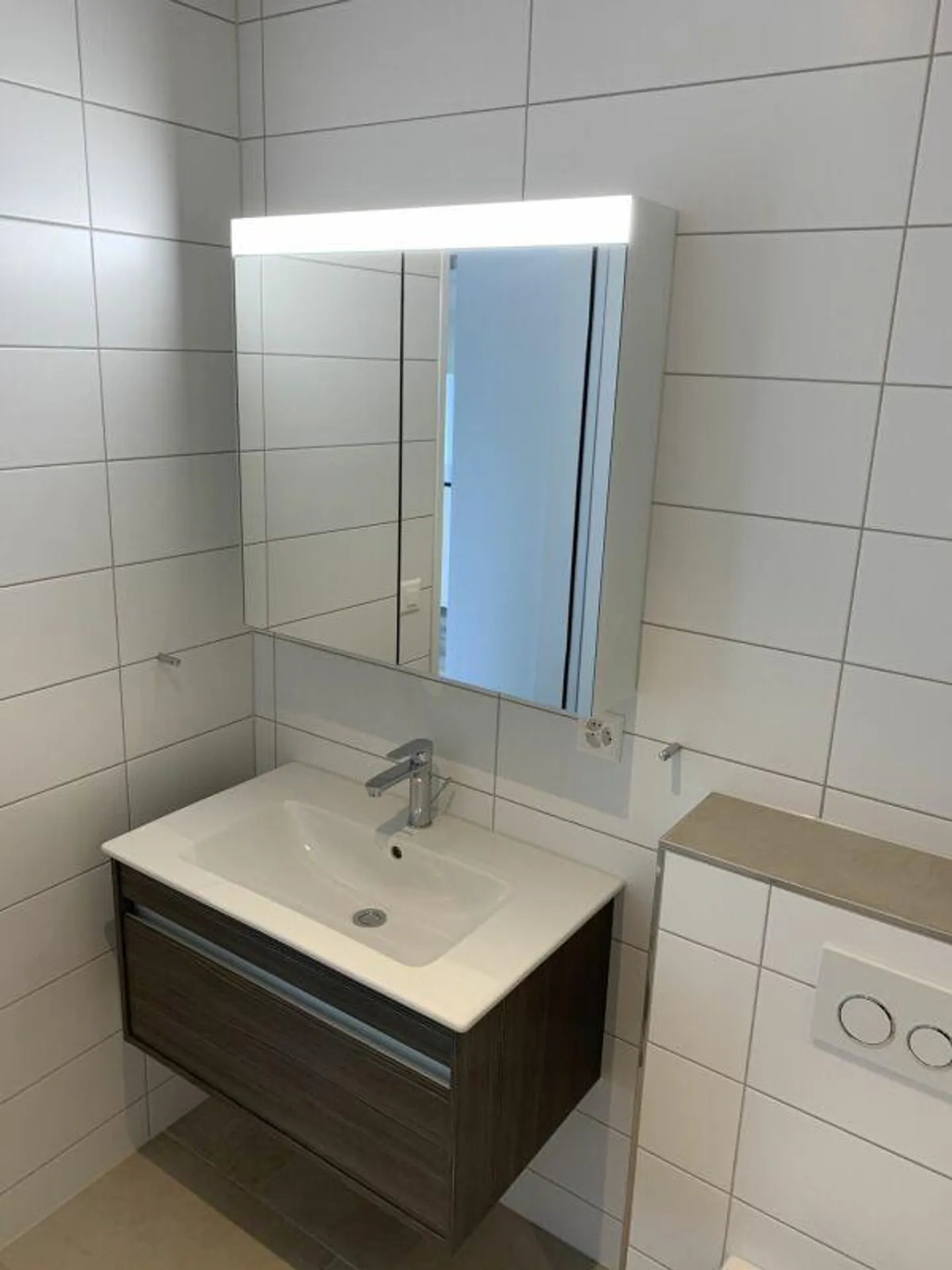 Appartamento attico di 3,5 stanze soleggiato cerca nuovo inquilino - Foto 5 di 8