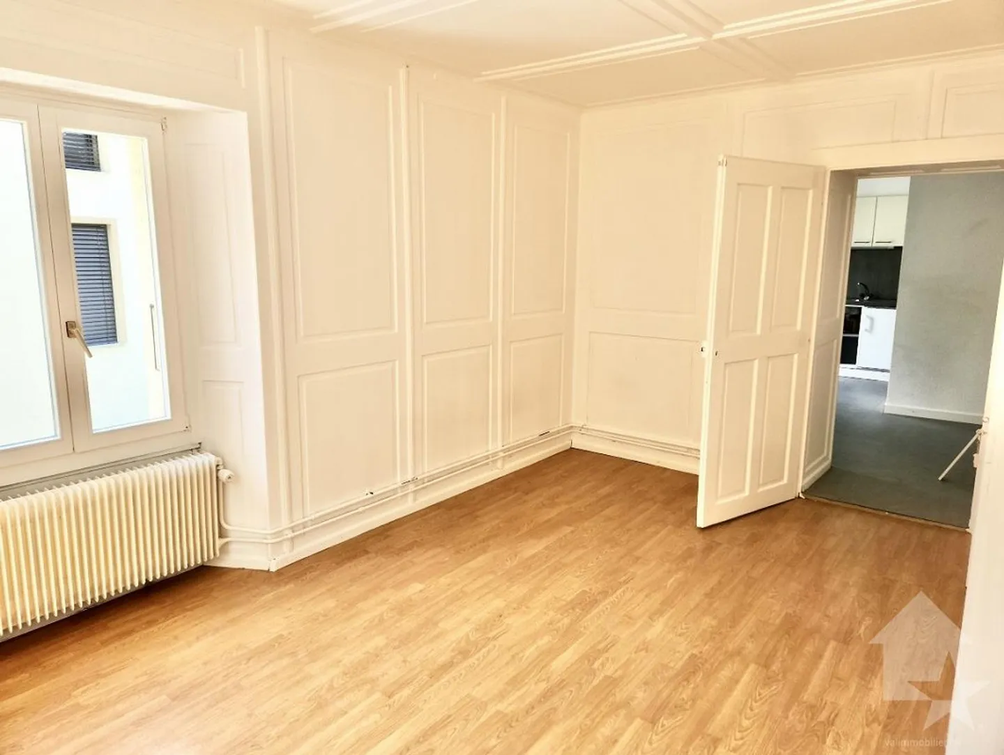 Gebäude mit 5 Wohnungen und einem Restaurant im Zentrum des Dorfes! - Foto 8 von 16