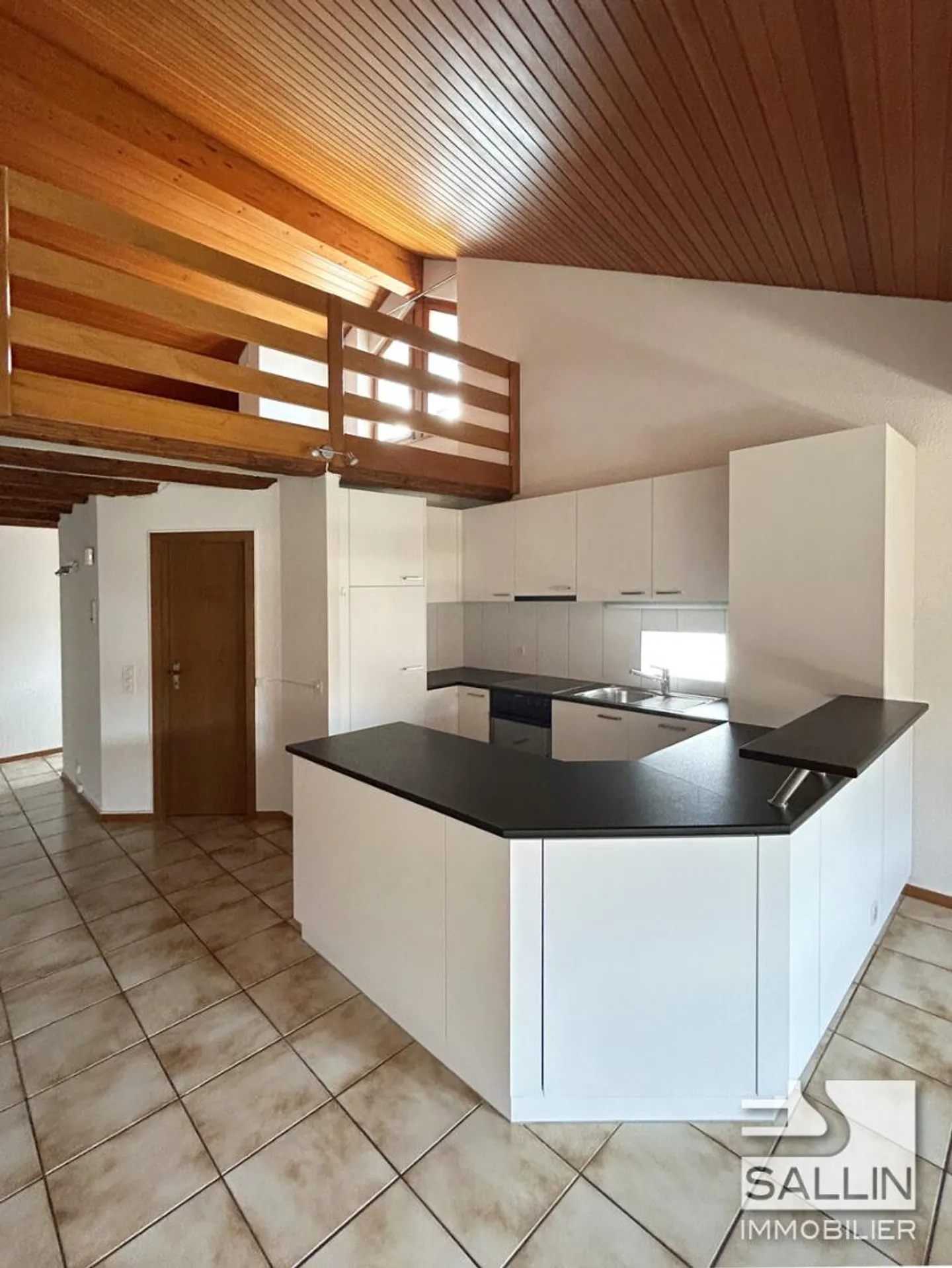 DUPLEX 3½ ROOMS IN LOWER TOWN - Photo 5 of 10