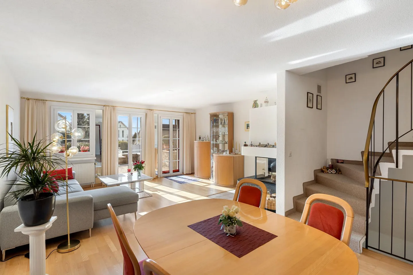 Charming Terraced House with Garden in Sunny Slope Location - Photo 2 of 31