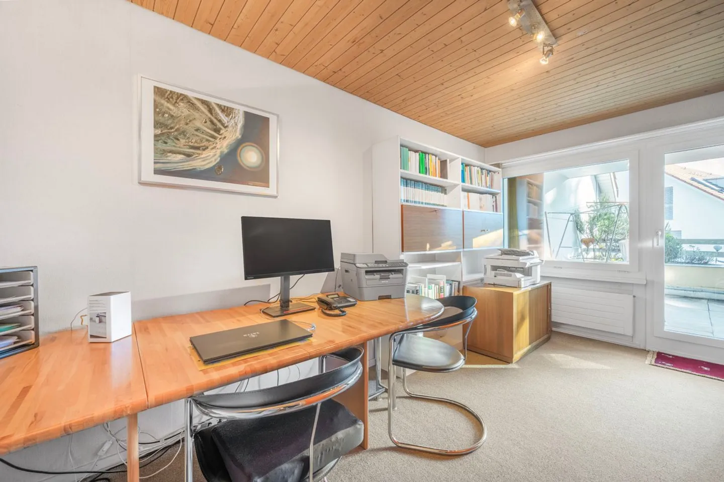 Affascinante casa a schiera a Esslingen – Vivere nel verde con collegamento alla città - Foto 10 di 19