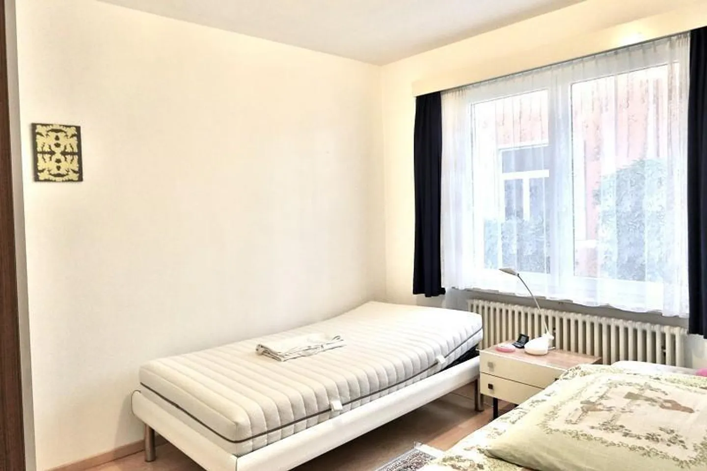 Appartamento 4 1/2 locali al 1° piano con piscina coperta in una posizione tranquilla e centrale - Foto 9 di 25