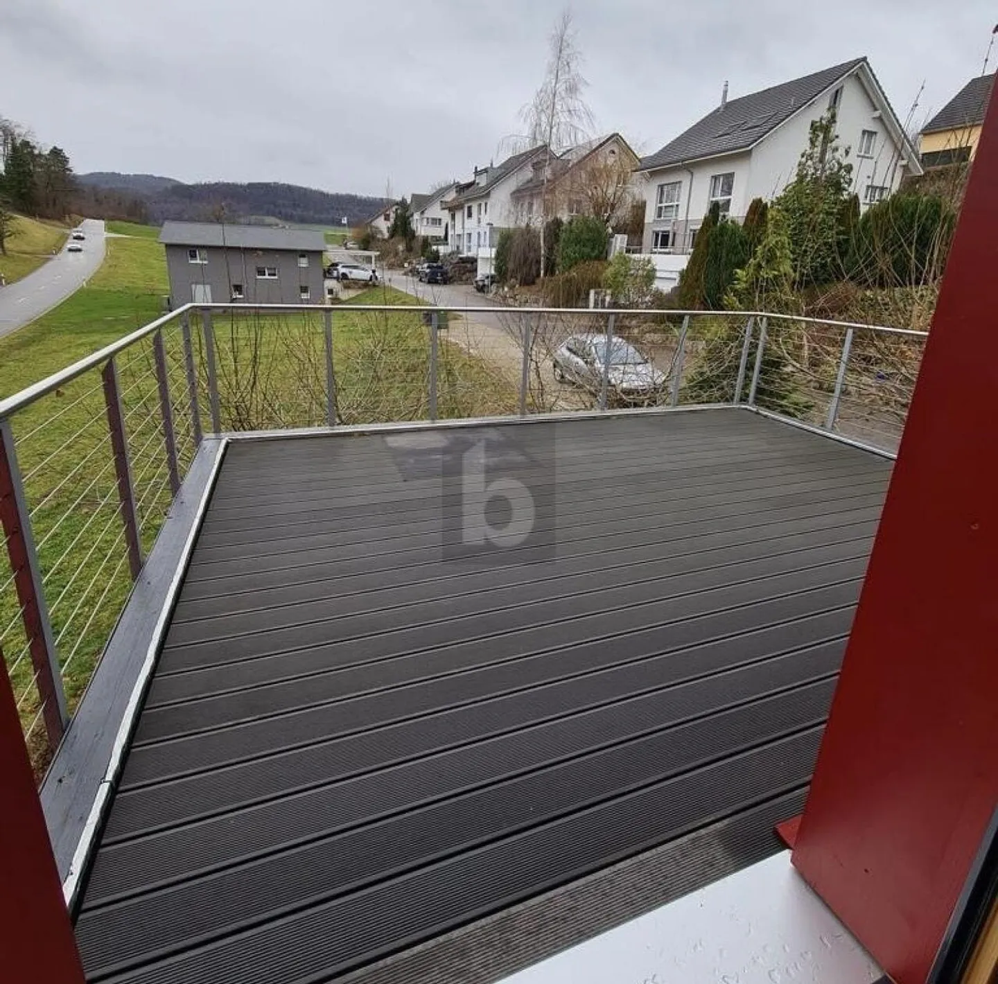 ALTI SPAZI CON TERRAZZA SOLEGGIATA! - Foto 3 di 6