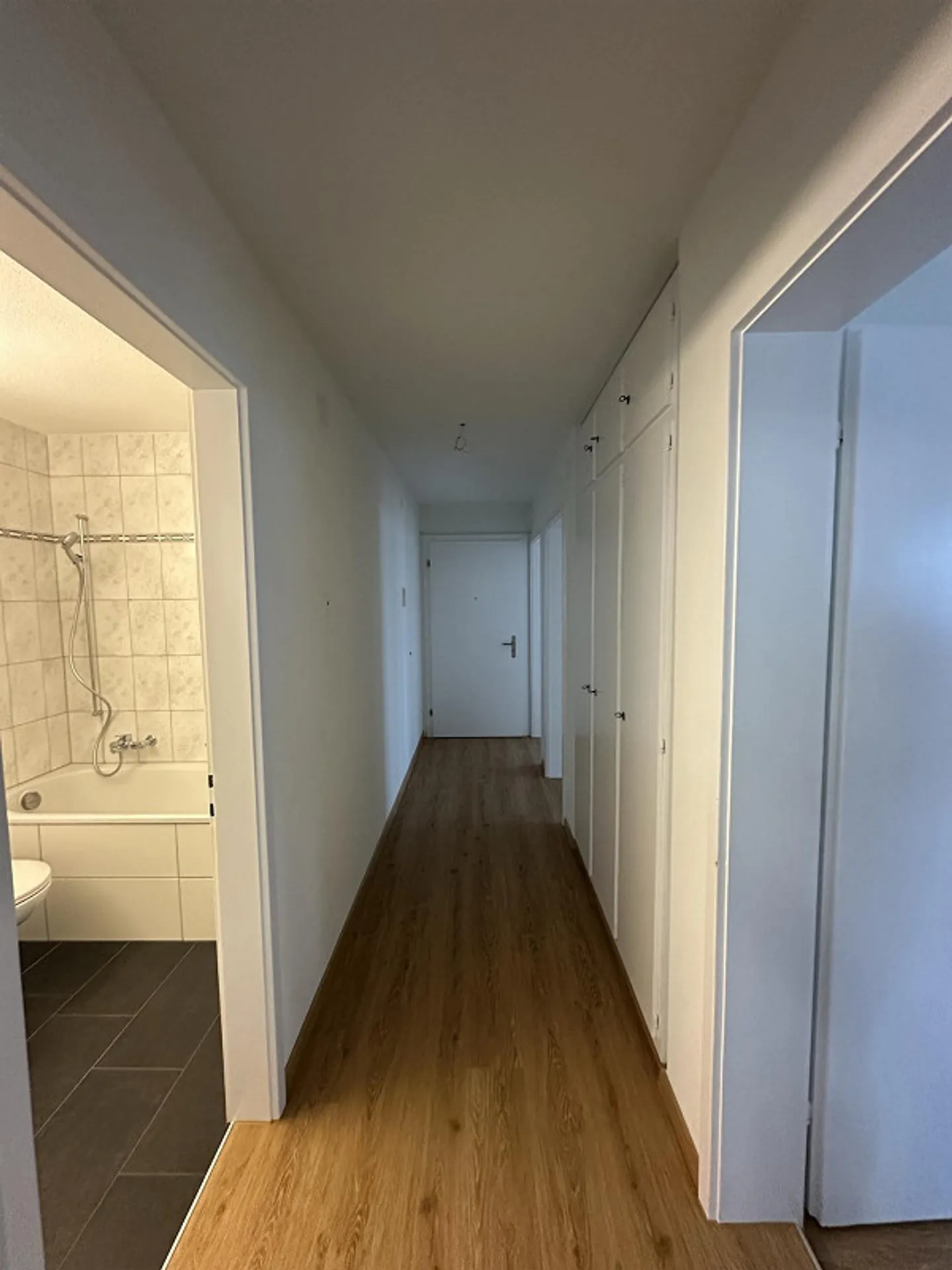 Helle 3-Zimmerwohnung in Emmenbrücke - Foto 2 von 7