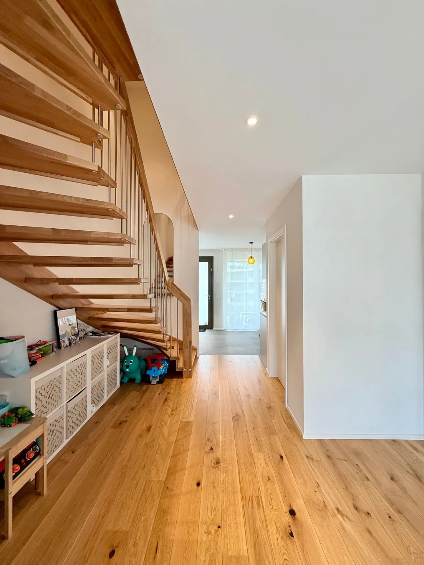 Attika-Neubau 4,5 Zimmer - Label Minergie Eco, Terrasse und außergewöhnliche Helligkeit - Foto 6 di 13