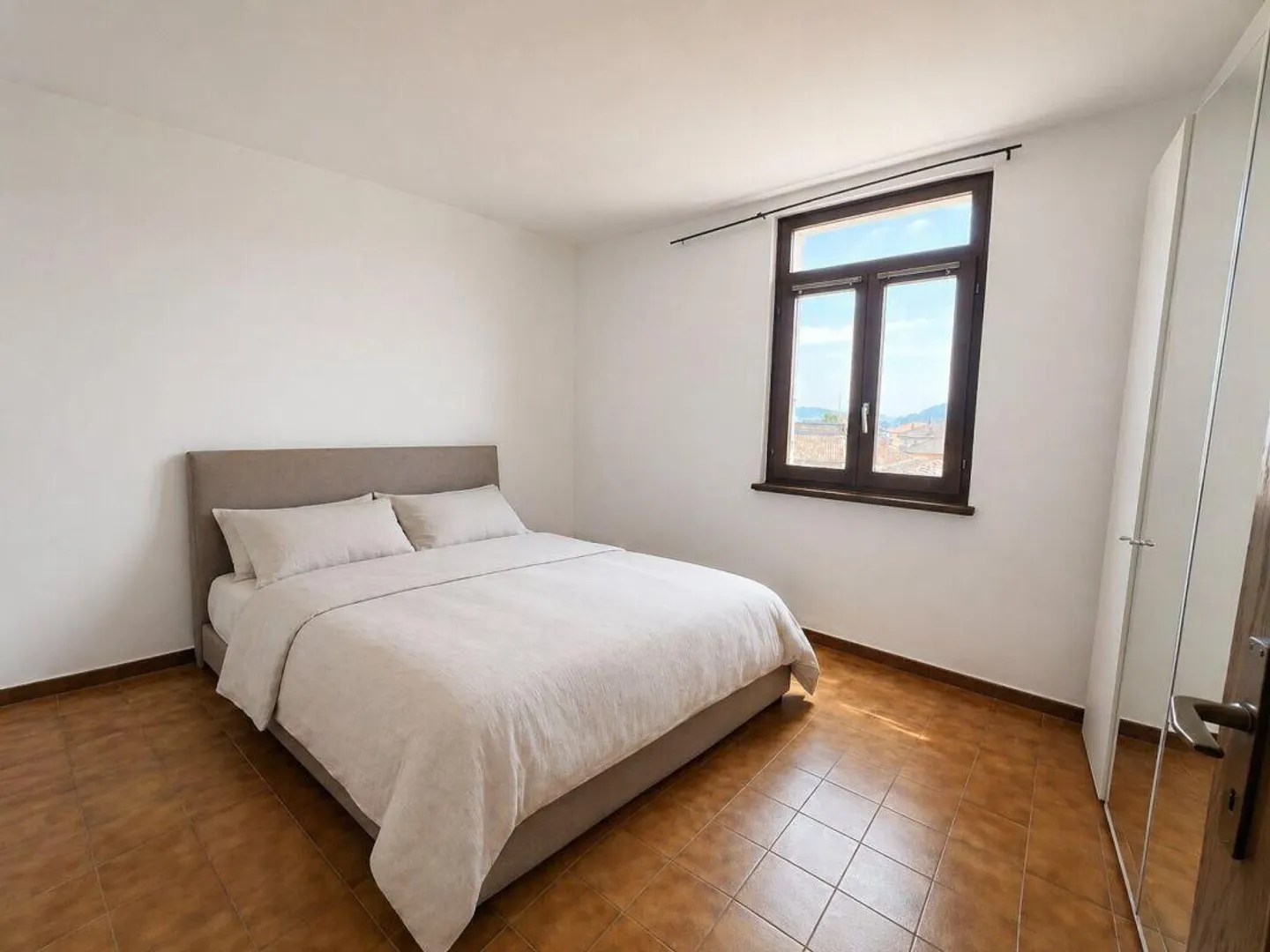 Proprietà mista con potenziale di sviluppo - Foto 5 di 18
