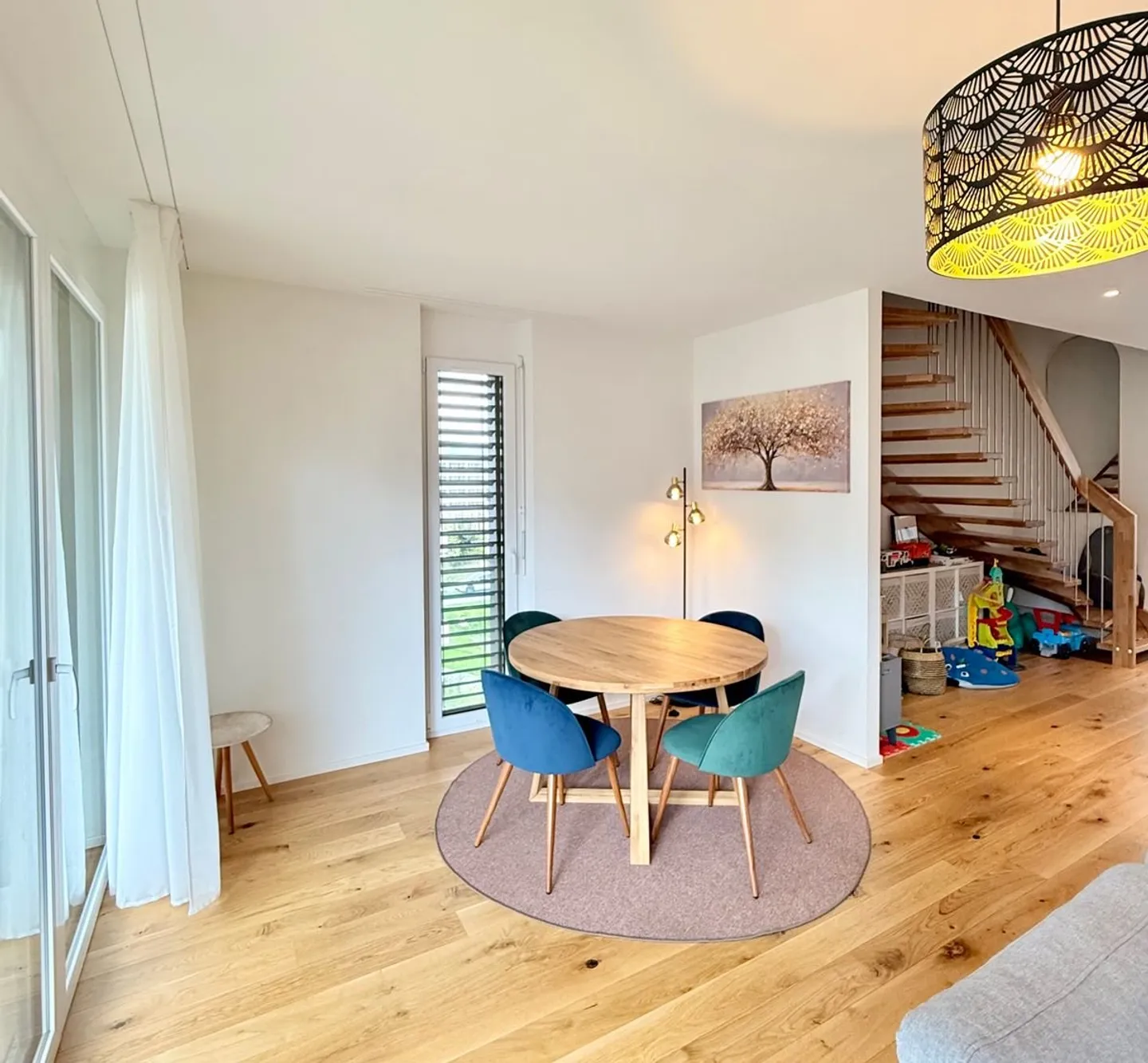 Attika-Neubau 4,5 Zimmer - Label Minergie Eco, Terrasse und außergewöhnliche Helligkeit - Foto 5 di 13