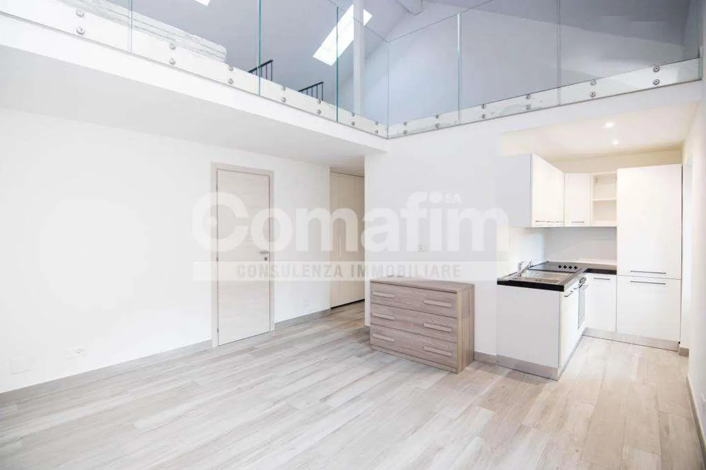 Duplex 3,5 locali nel pieno centro di Biasca - Foto 1 di 7