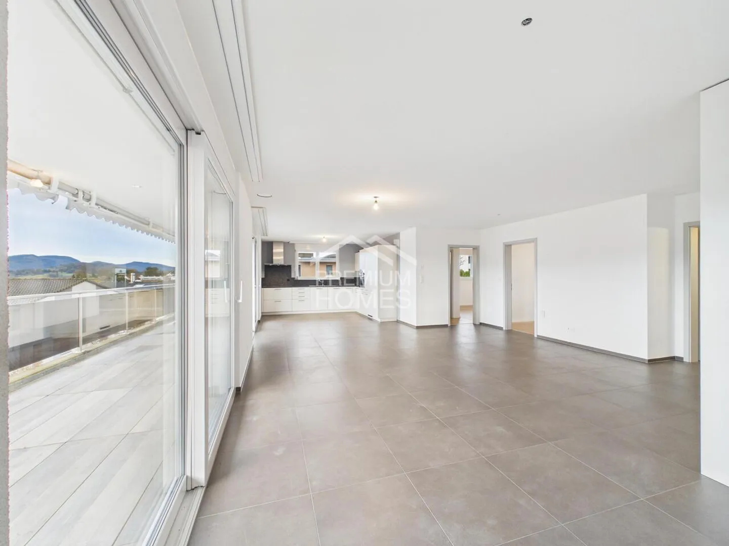 Penthouse mit atemberaubendem Blick auf Delémont und die Berge - Foto 7 von 10