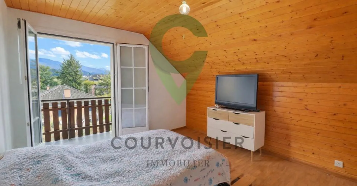 Charming Family Home in St-Légier - Photo 5 of 7