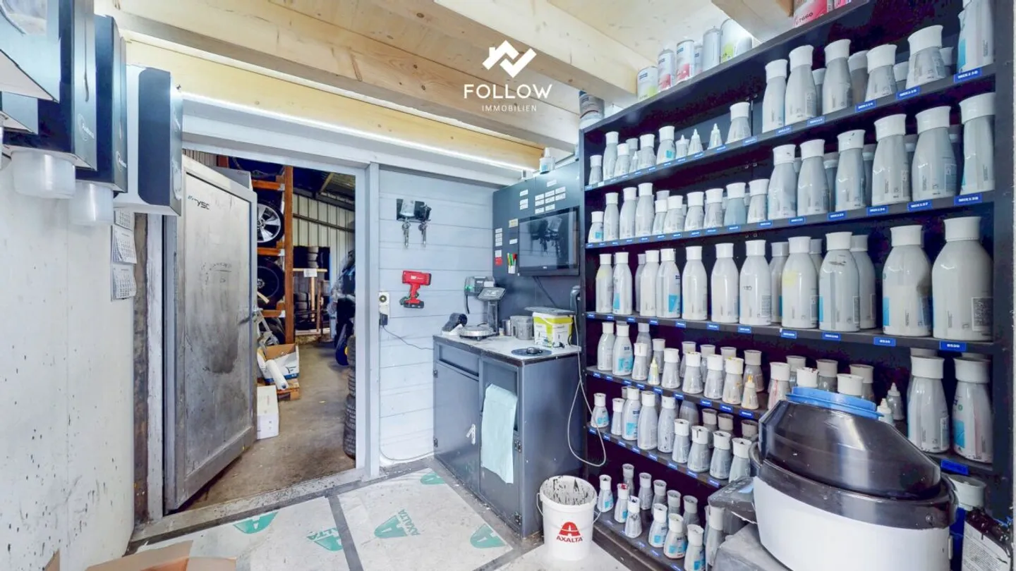 Proprietà commerciale spaziosa - Foto 15 di 16