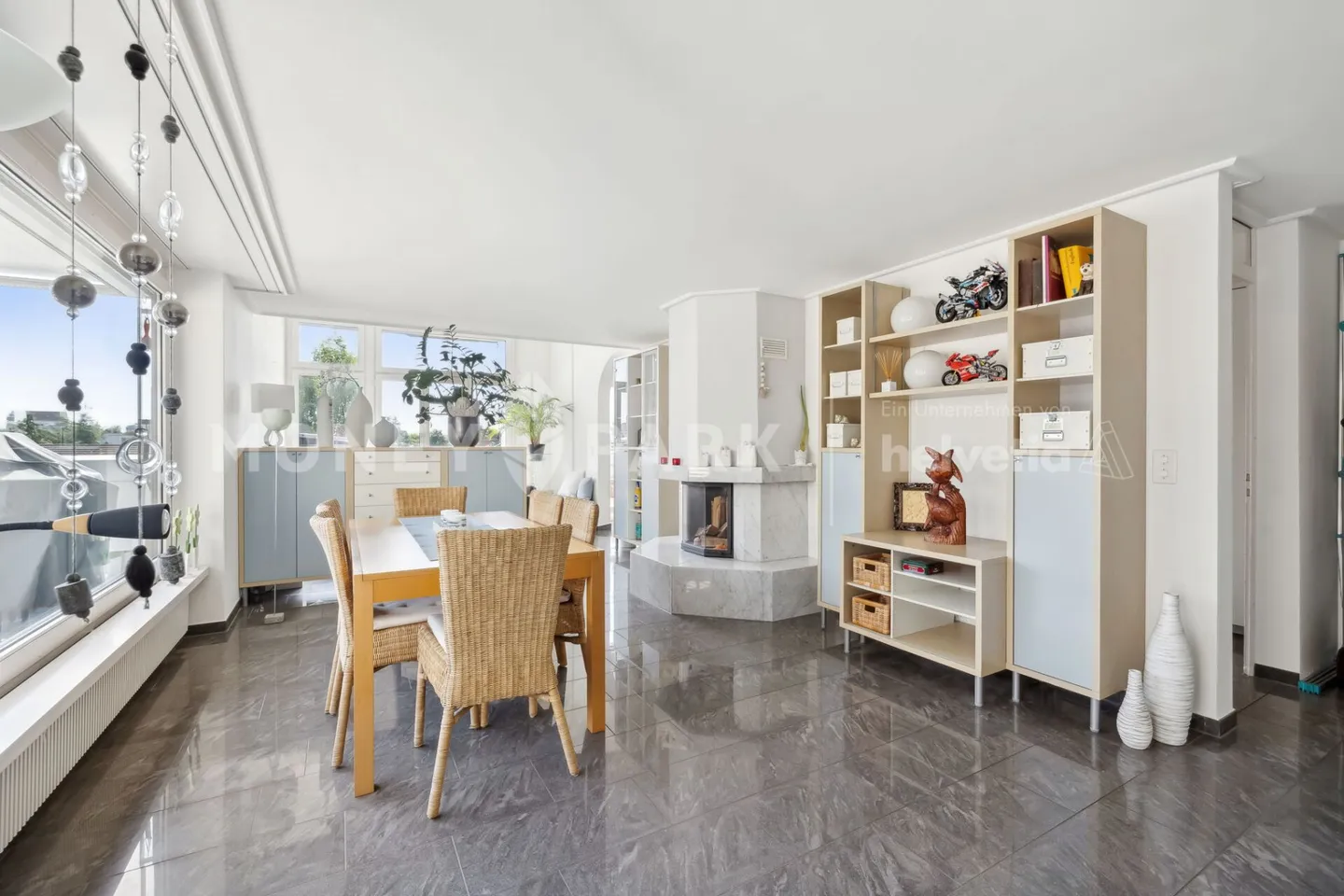 Exclusive 4.5-room terrace apartment with pool - Photo 7 of 15