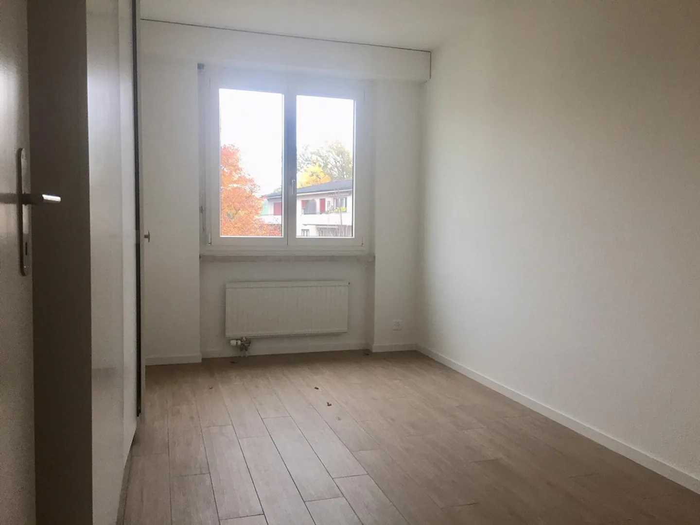 Appartamento 4.5 stanze con vista sulle montagne e sul lago - Foto 6 di 12