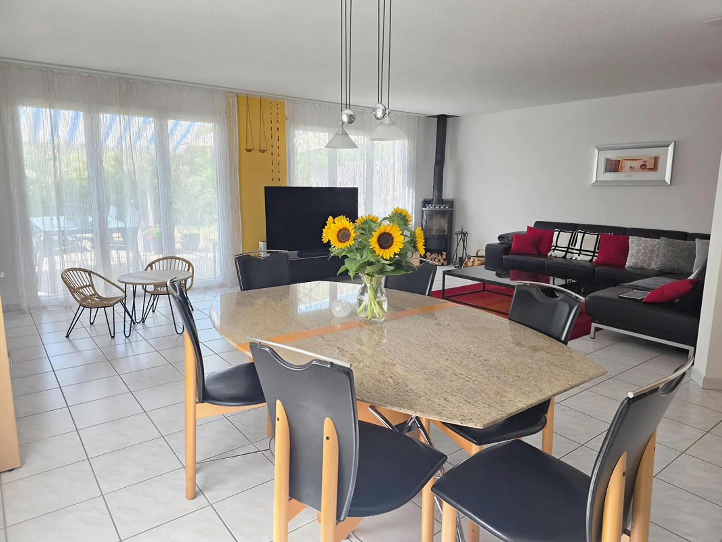 Casa familiare semi-indipendente di 5,5 stanze in una posizione adatta alle famiglie - Foto 4 di 10