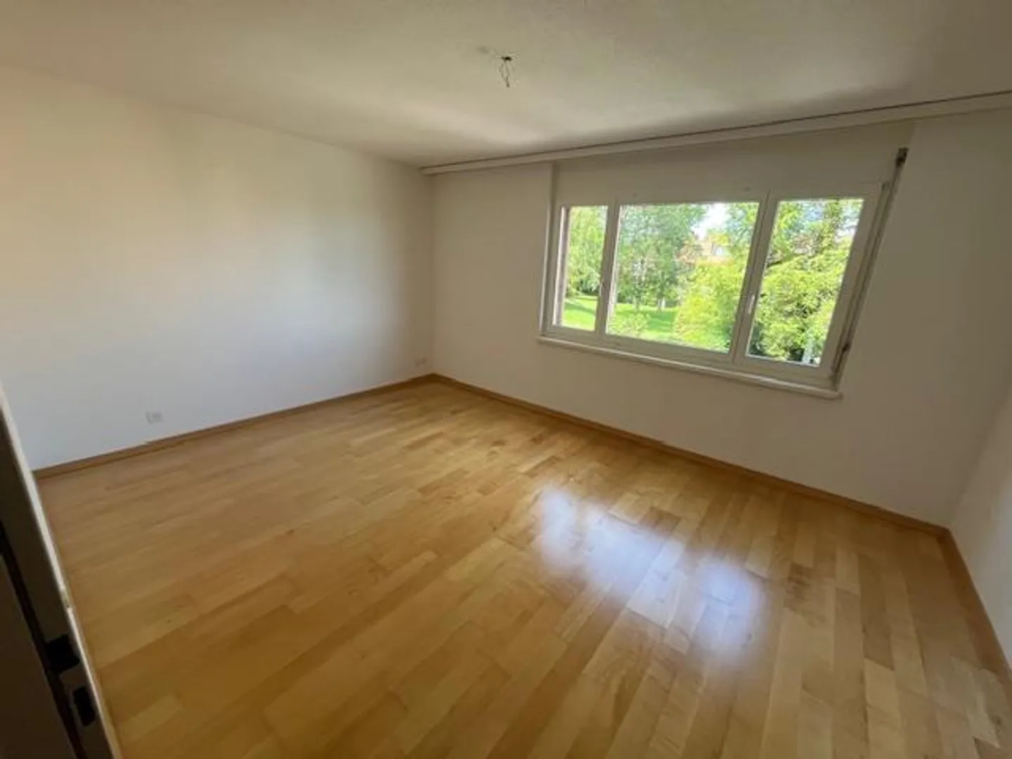 Wohnen im Grünen - helle Wohnung mit traumhaftem Ausblick vom Balkon - Foto 7 von 17