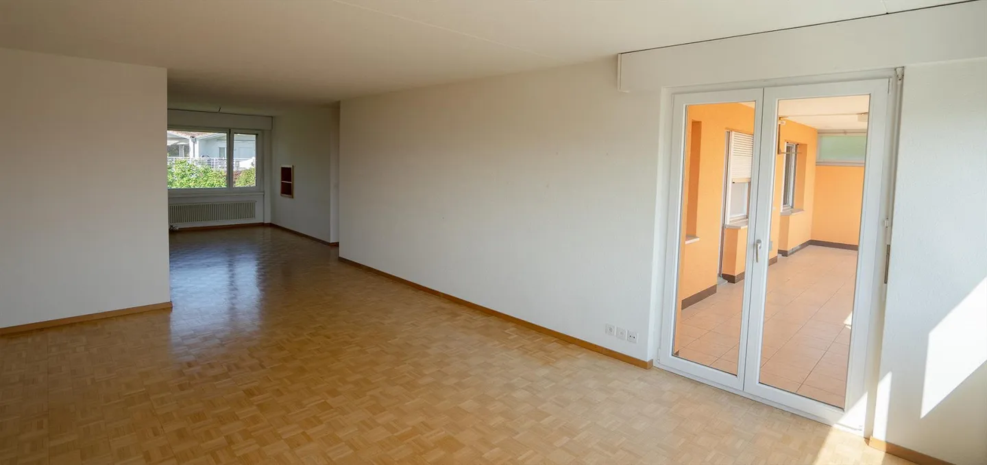 Appartamento soleggiato in una posizione tranquilla con vista panoramica - Foto 5 di 11