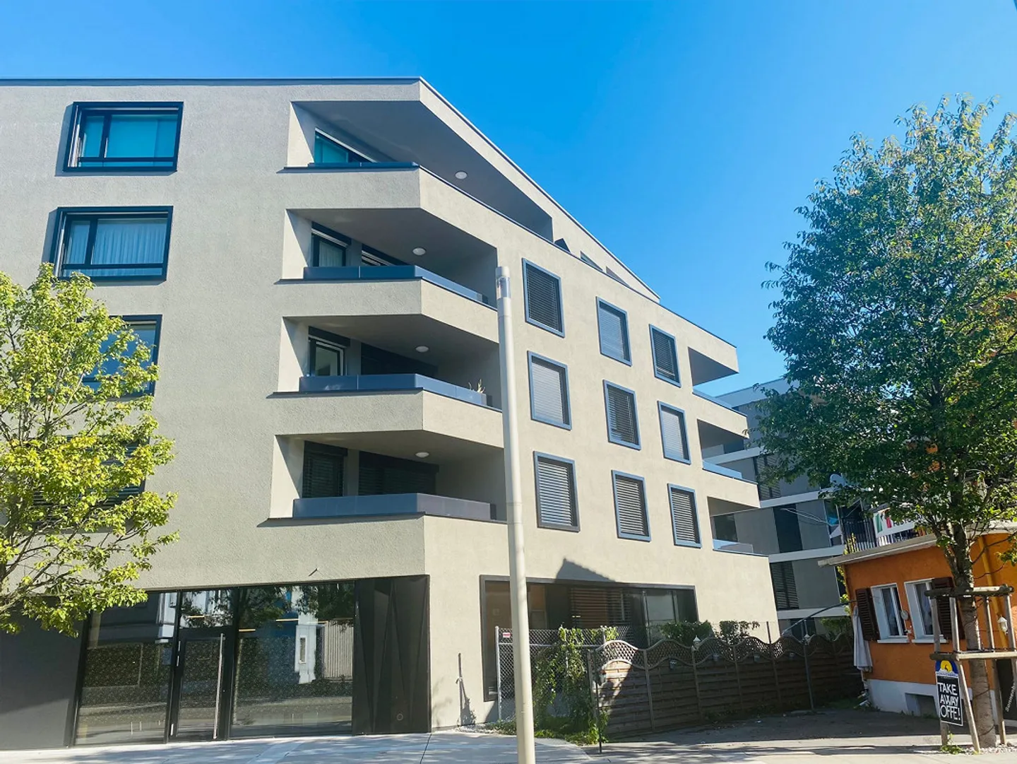 Exclusif - Appartement 2,5 pièces (2ème étage) - 17.10 - Photo 2 sur 10