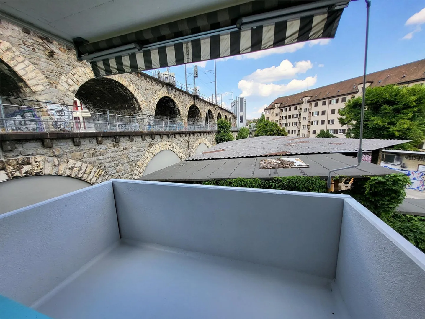 Appartamento affascinante in un quartiere alla moda - Foto 3 di 7