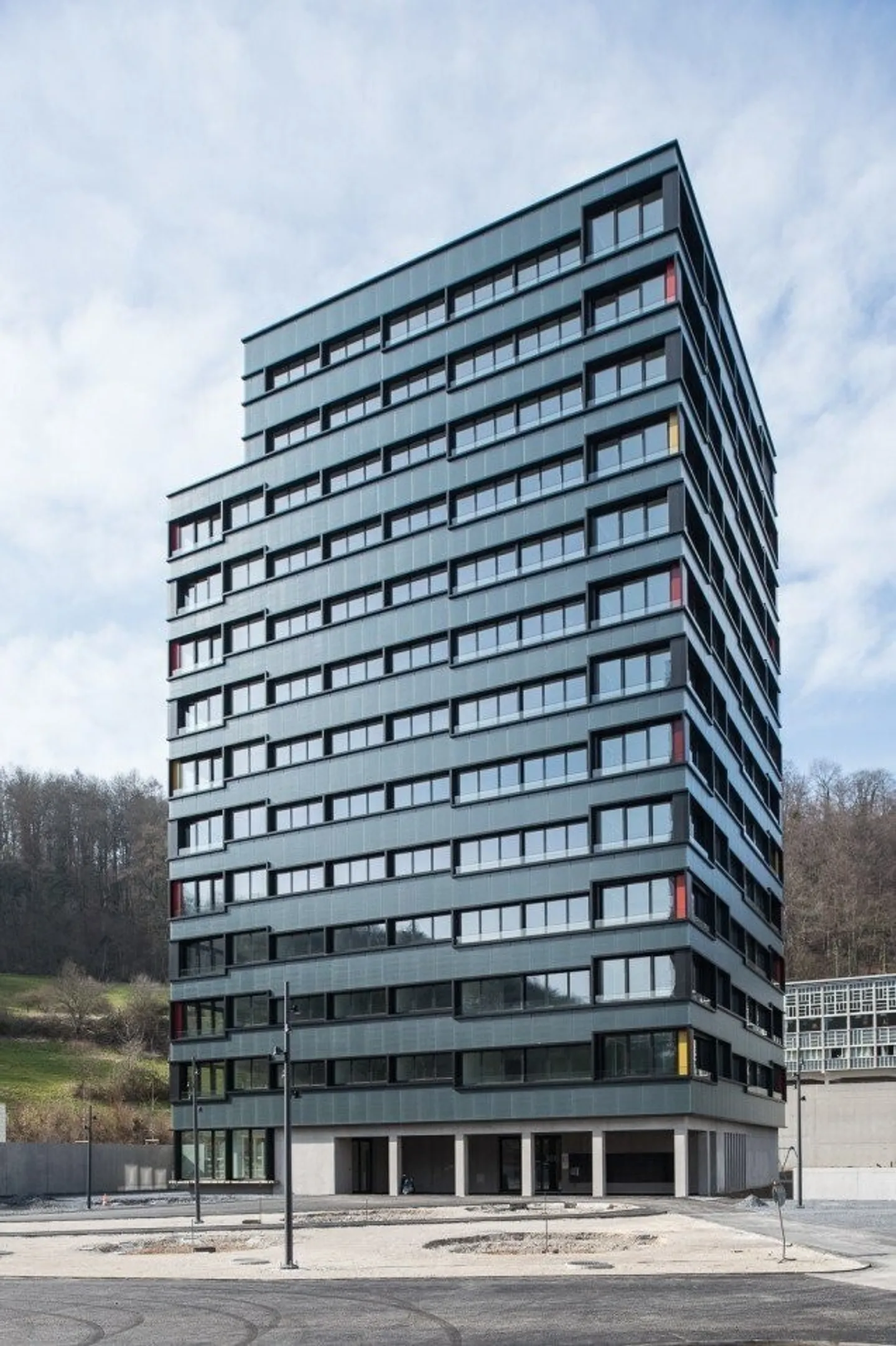 In the heart of the city yet in the green - Photo 1 of 10