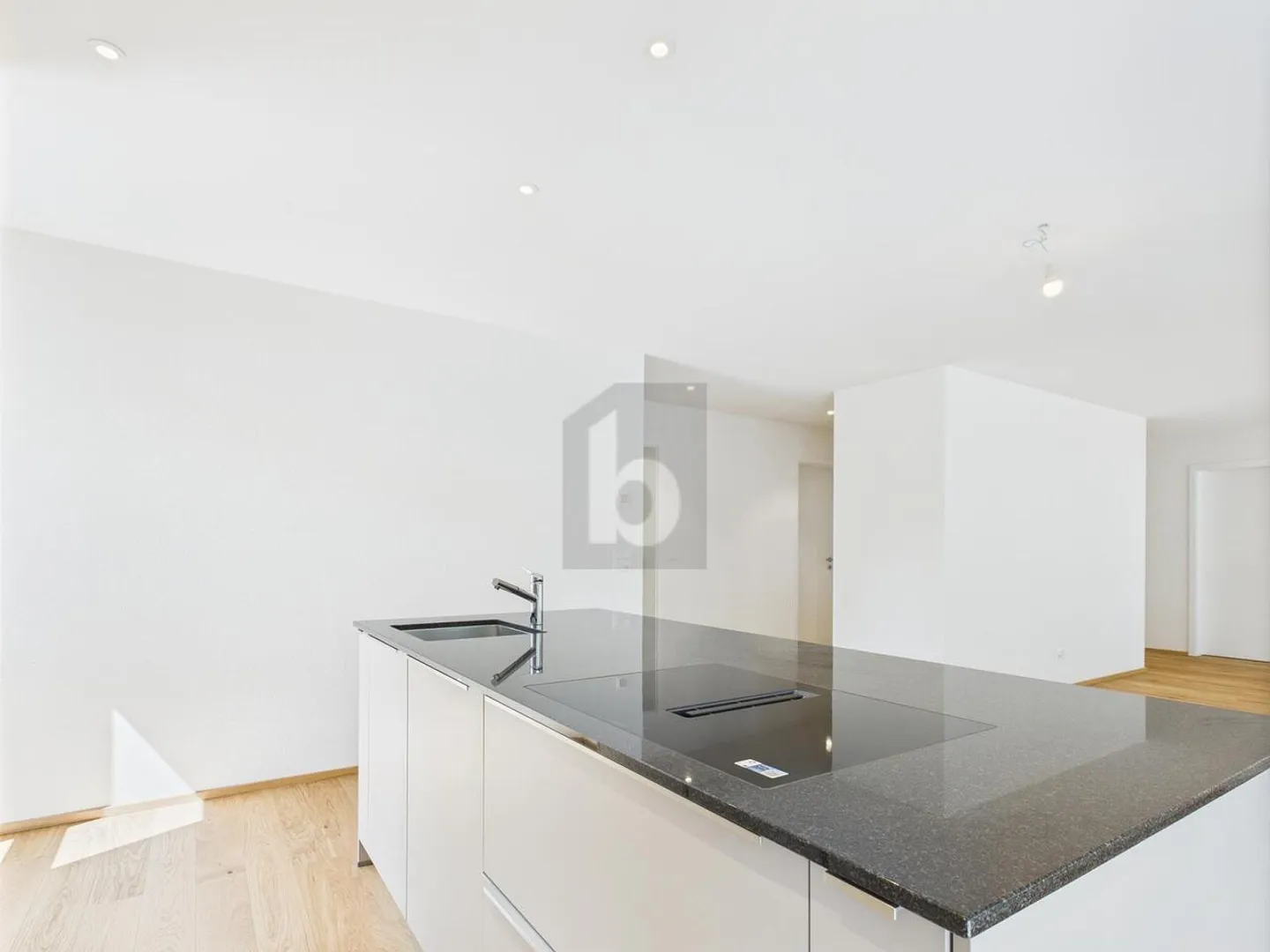 Spacious Family Apartment in Susten - Photo 2 of 6