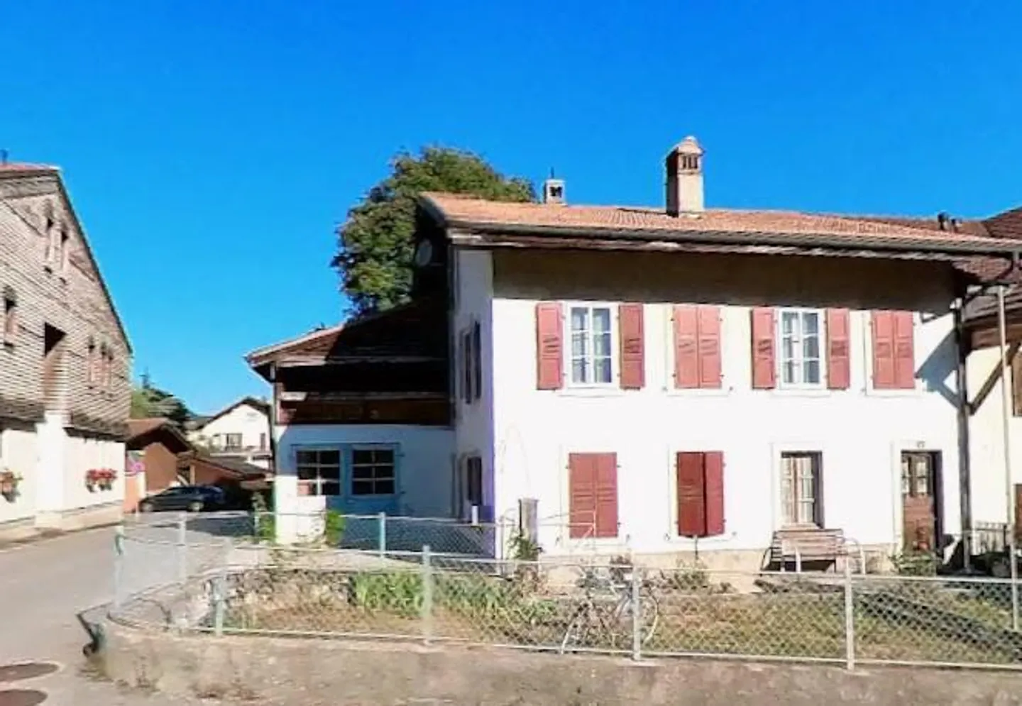 House - Photo 2 of 8