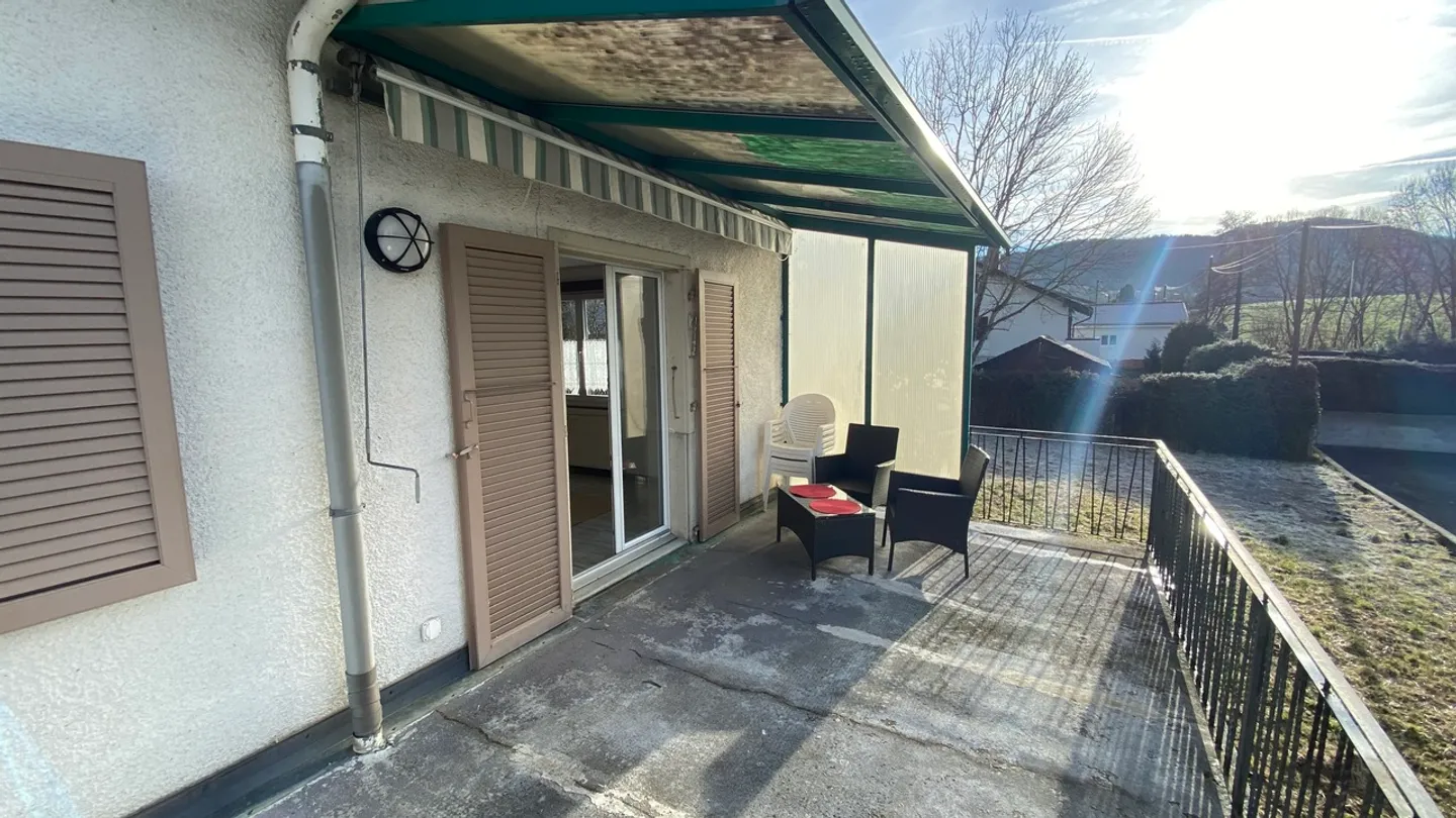 Dieses Familienhaus mit einem sehr schönen Grundstück - Foto 7 von 37