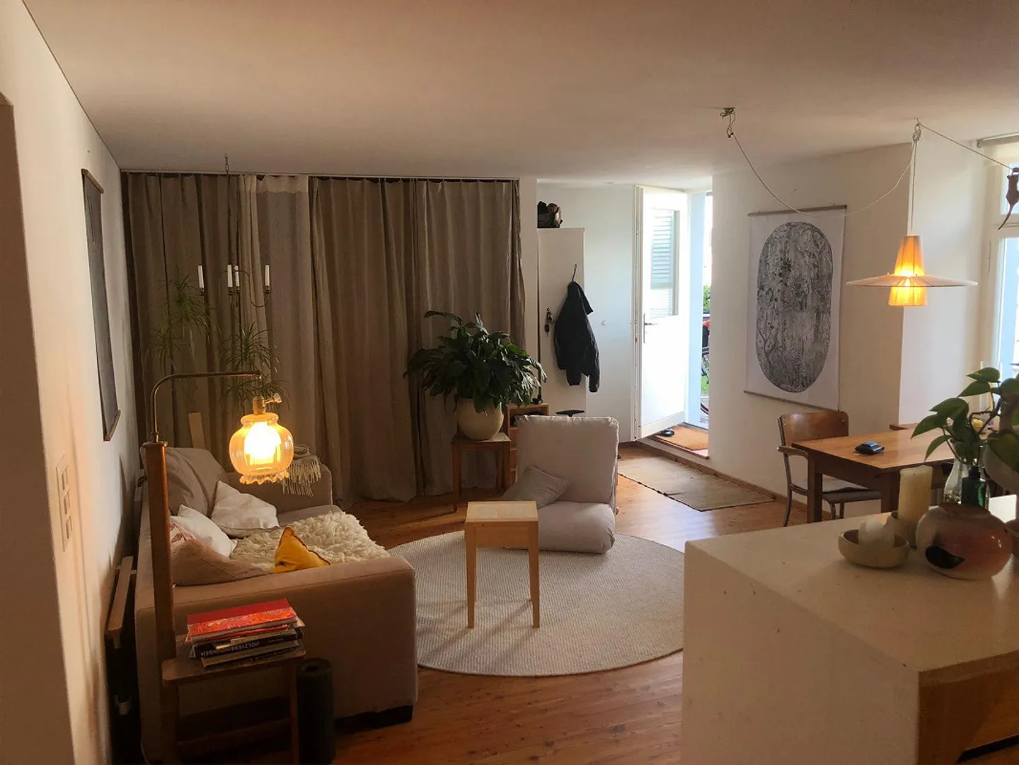 Studio apartment in 125-year-old townhouse / Office / Atelier - Photo 1 of 10