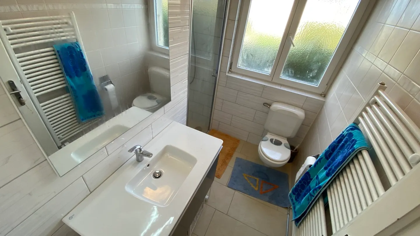 Dieses Familienhaus mit einem sehr schönen Grundstück - Foto 12 von 37