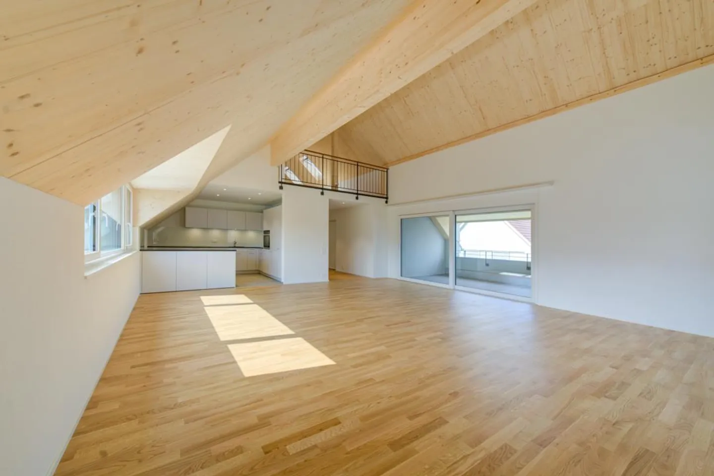 Vivere comodamente in una posizione tranquilla - Foto 1 di 11