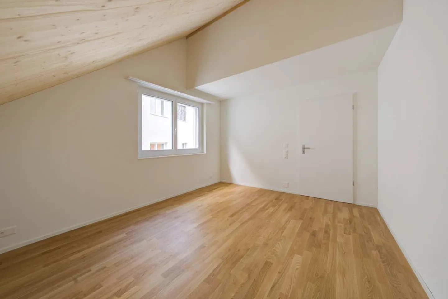 Vivere comodamente in una posizione tranquilla - Foto 11 di 11
