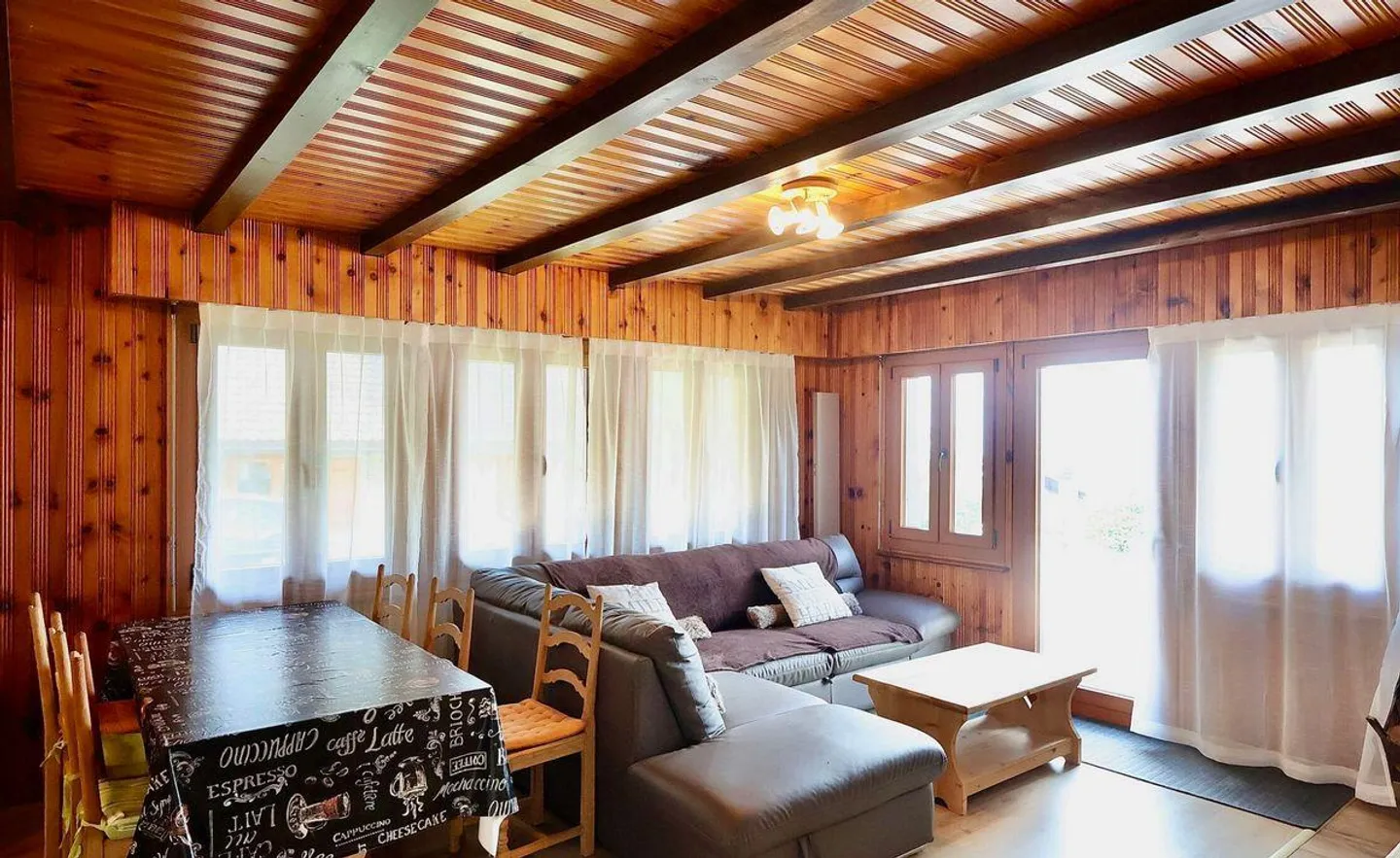 Charming Chalet in a Peaceful Mountain Haven - Photo 2 of 9