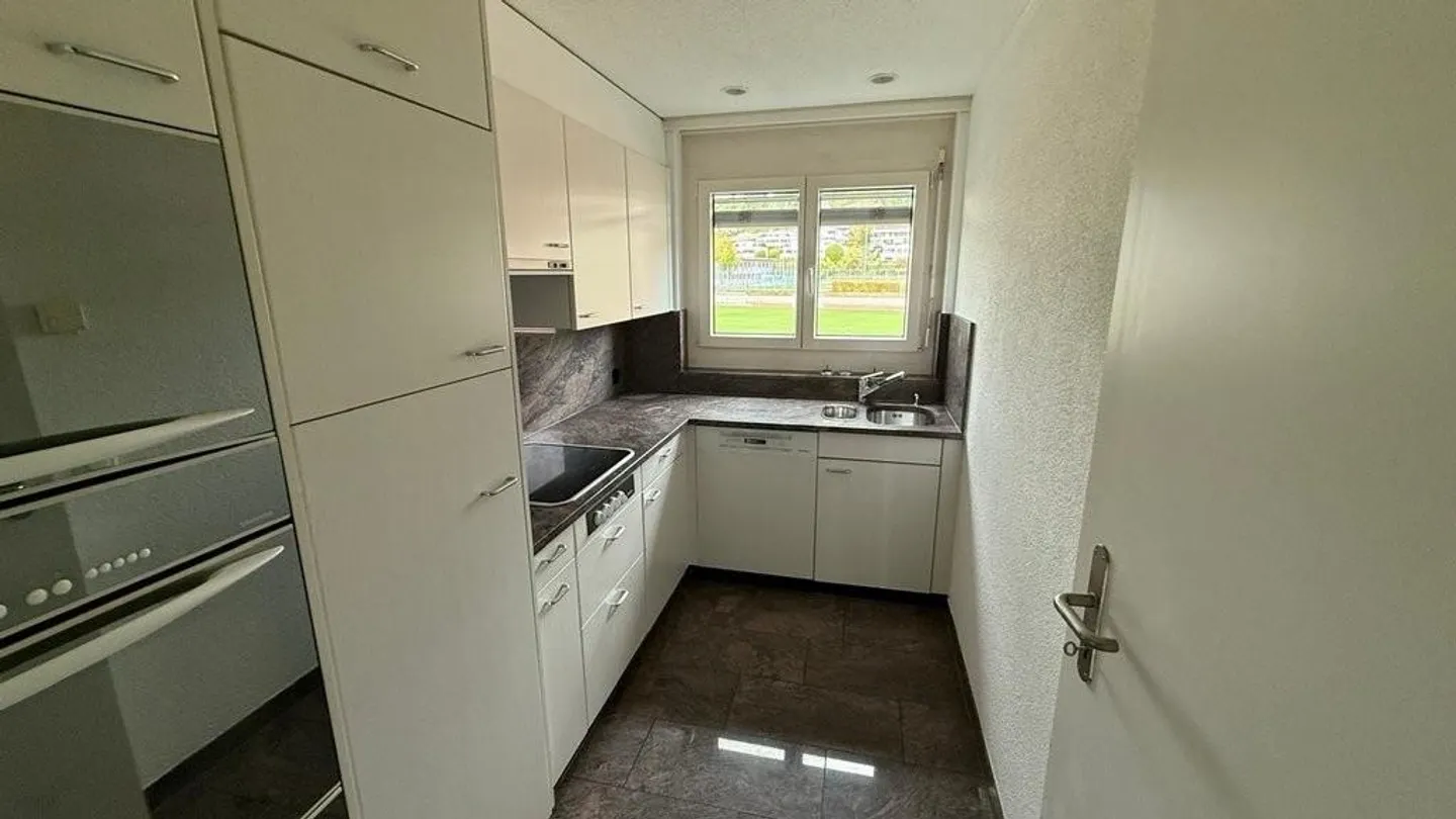 Appartement lumineux avec balcon spacieux dans un emplacement attrayant - Photo 4 sur 7