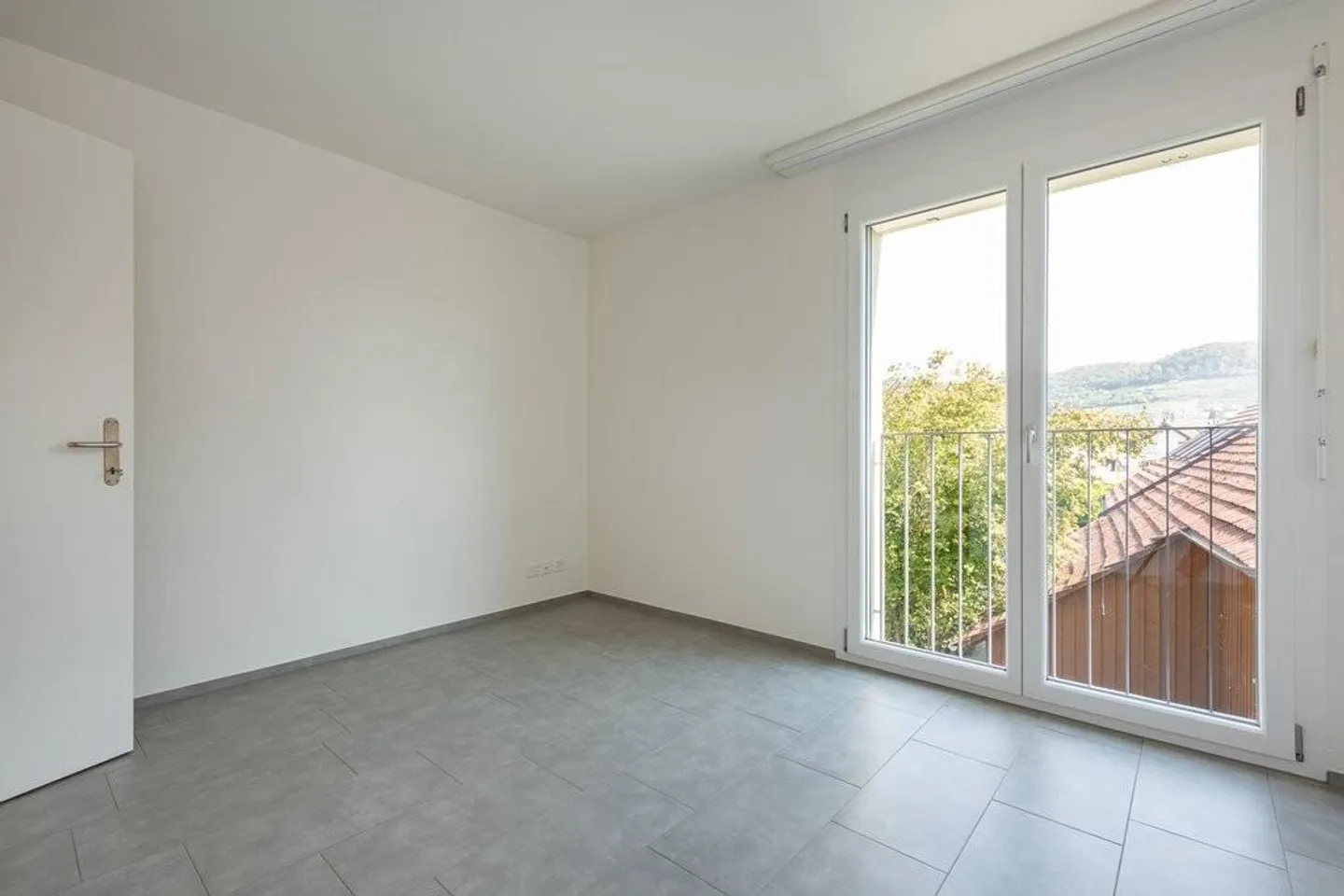 Appartement en attique avec grande terrasse - Photo 3 sur 10