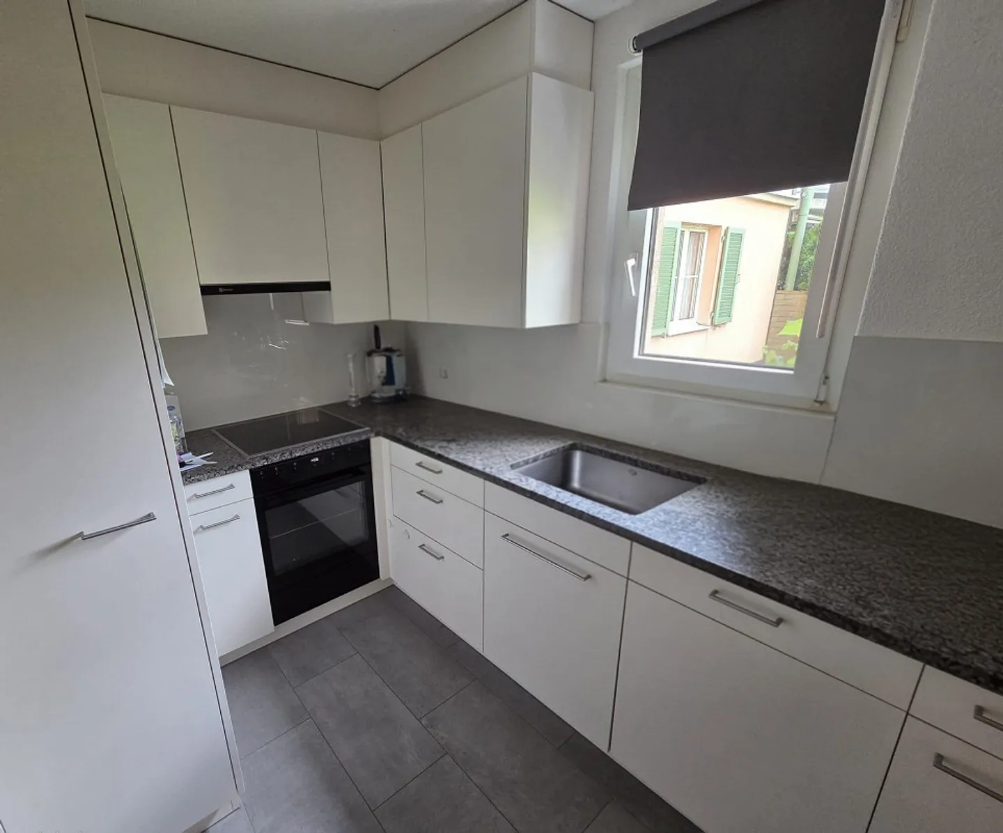 Appartamento di 4,5 stanze con giardino - Foto 3 di 9