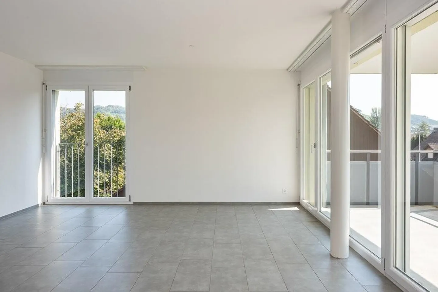 Appartement en attique avec grande terrasse - Photo 2 sur 10